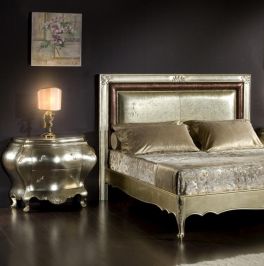 Royal Silver Bed
